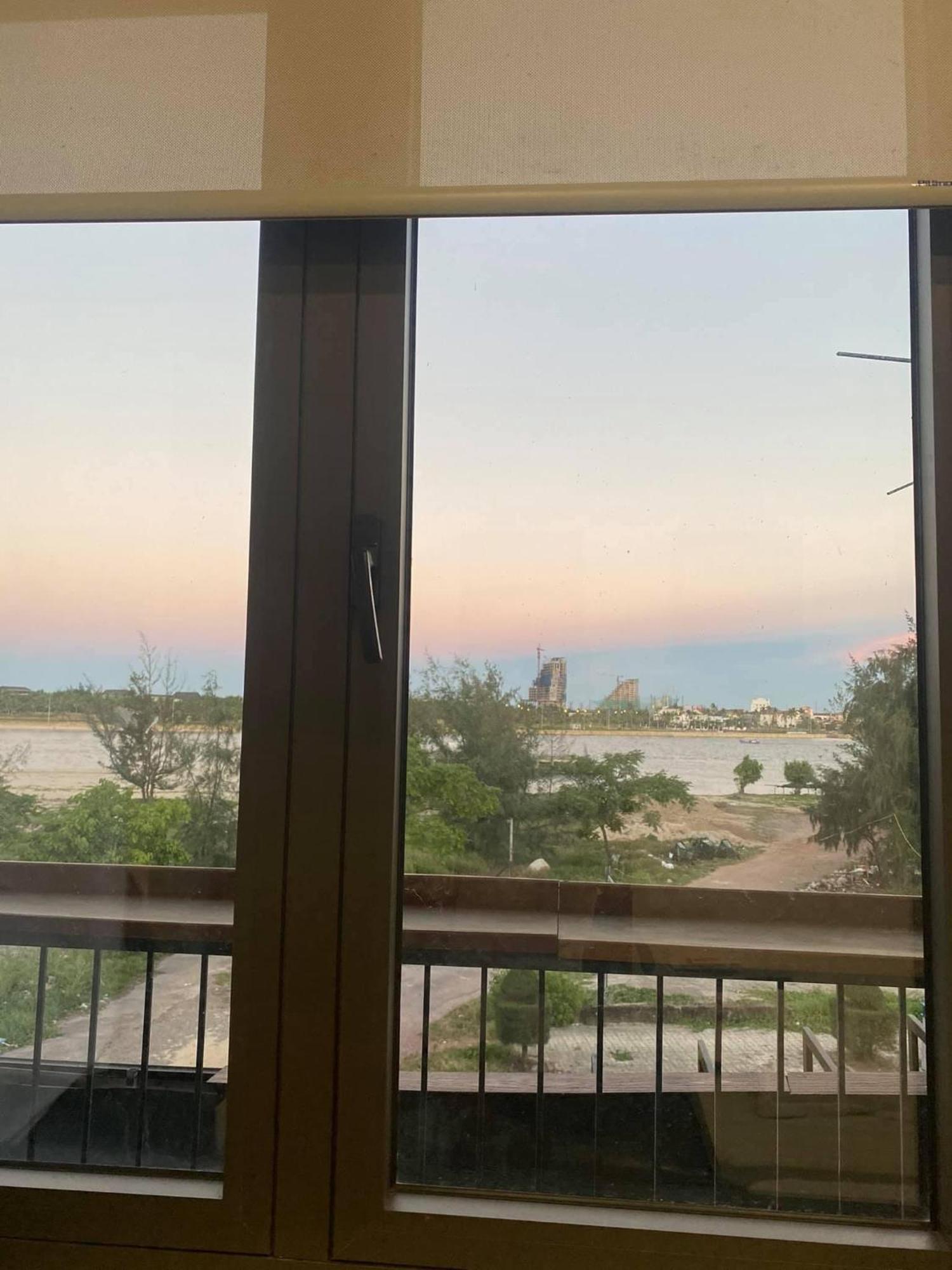 Riverview Homestay ドンホイ 部屋 写真