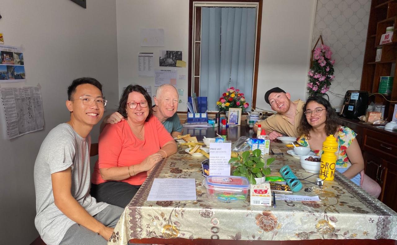 Riverview Homestay ドンホイ エクステリア 写真